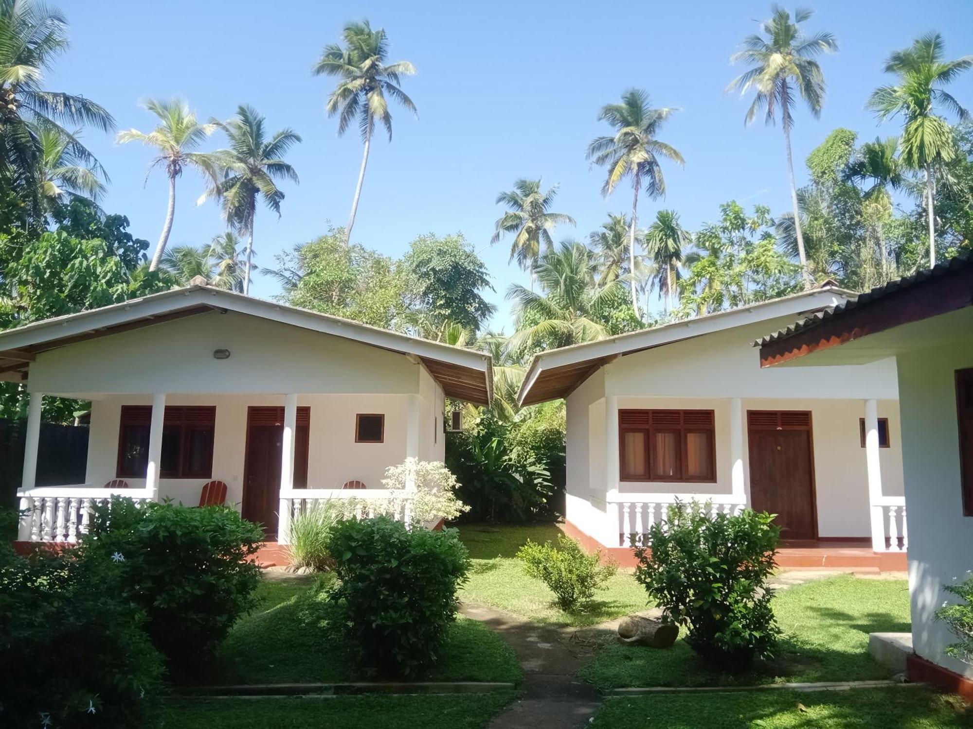 Vidisa Villas Hikkaduwa Esterno foto