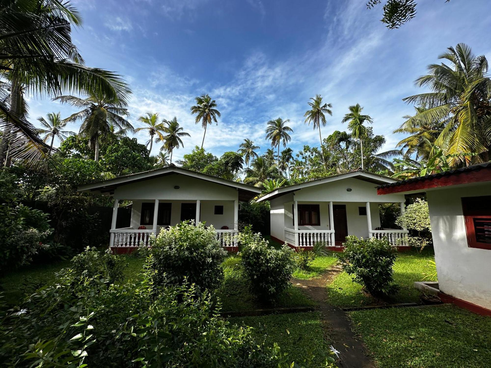 Vidisa Villas Hikkaduwa Esterno foto