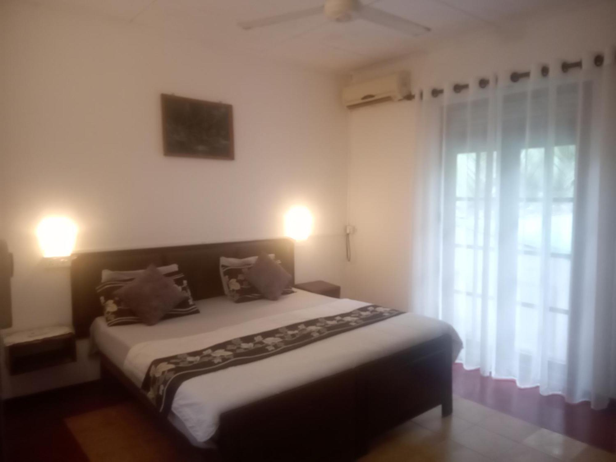 Vidisa Villas Hikkaduwa Esterno foto